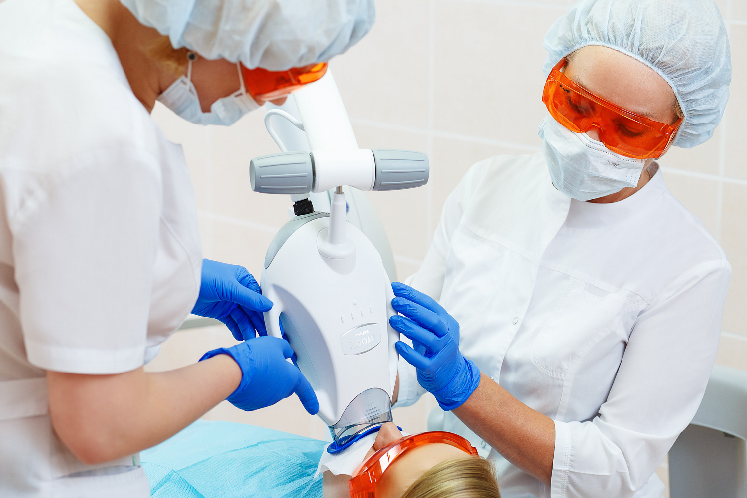 Отбеливание зубов