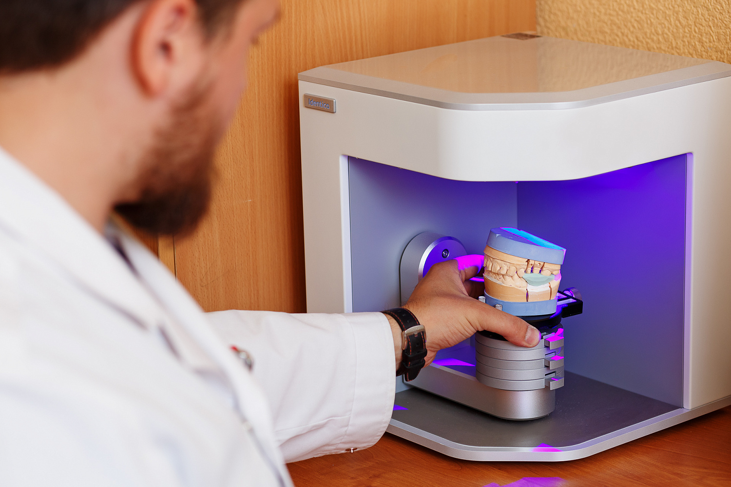 Собственная зуботехническая лаборатория